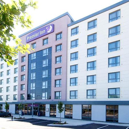 Premier Inn London Gatwick Airport - Manor Royal Κρόουλι Εξωτερικό φωτογραφία