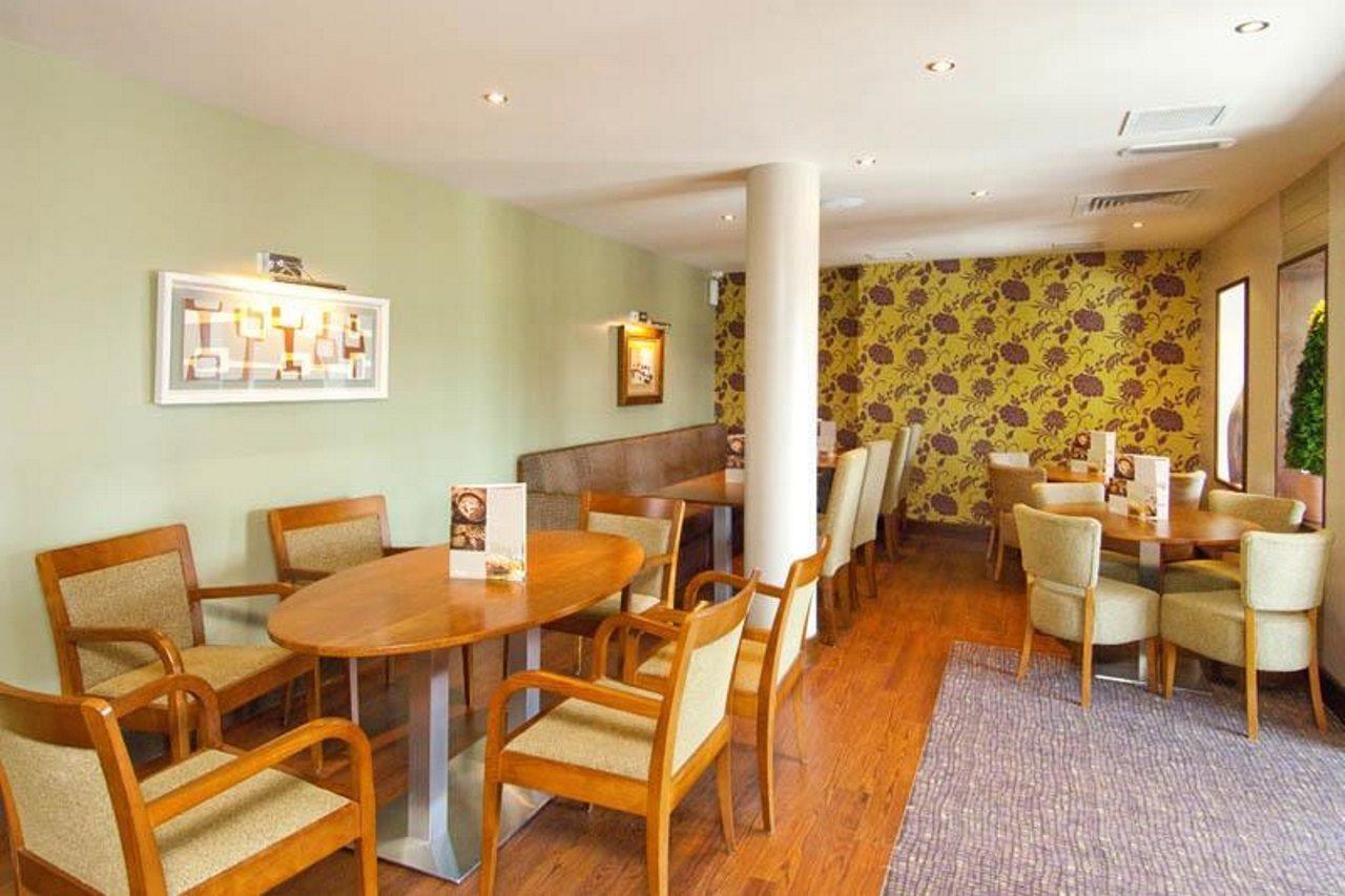 Premier Inn London Gatwick Airport - Manor Royal Κρόουλι Εξωτερικό φωτογραφία